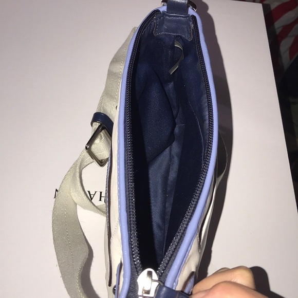 Coach leather swing pack white with light and dark blue trim silver hardware ๐โญ๏ธ - Picture 4 of 13
